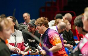 L'enjeu n'empêche pas la bonne humeur